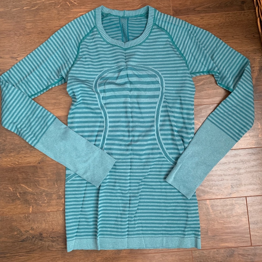 Lululemon swiftly tech long sleeve crew